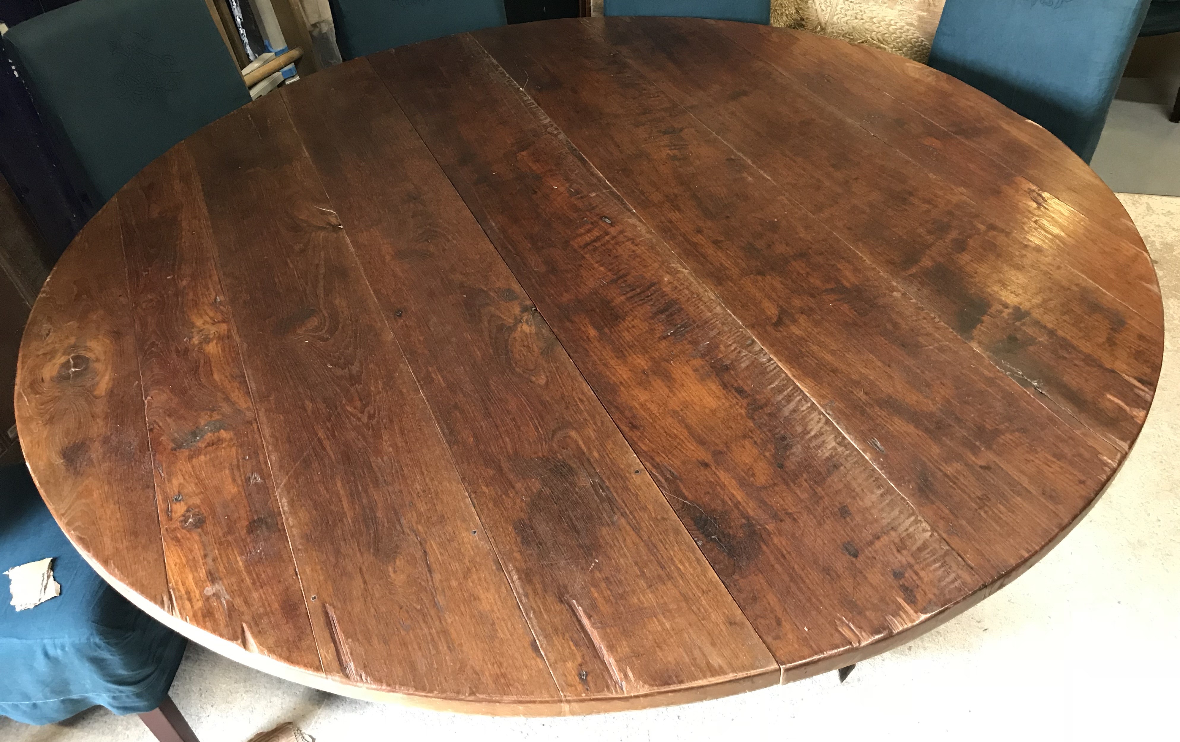 A modern oak dining table, - Image 2 of 3