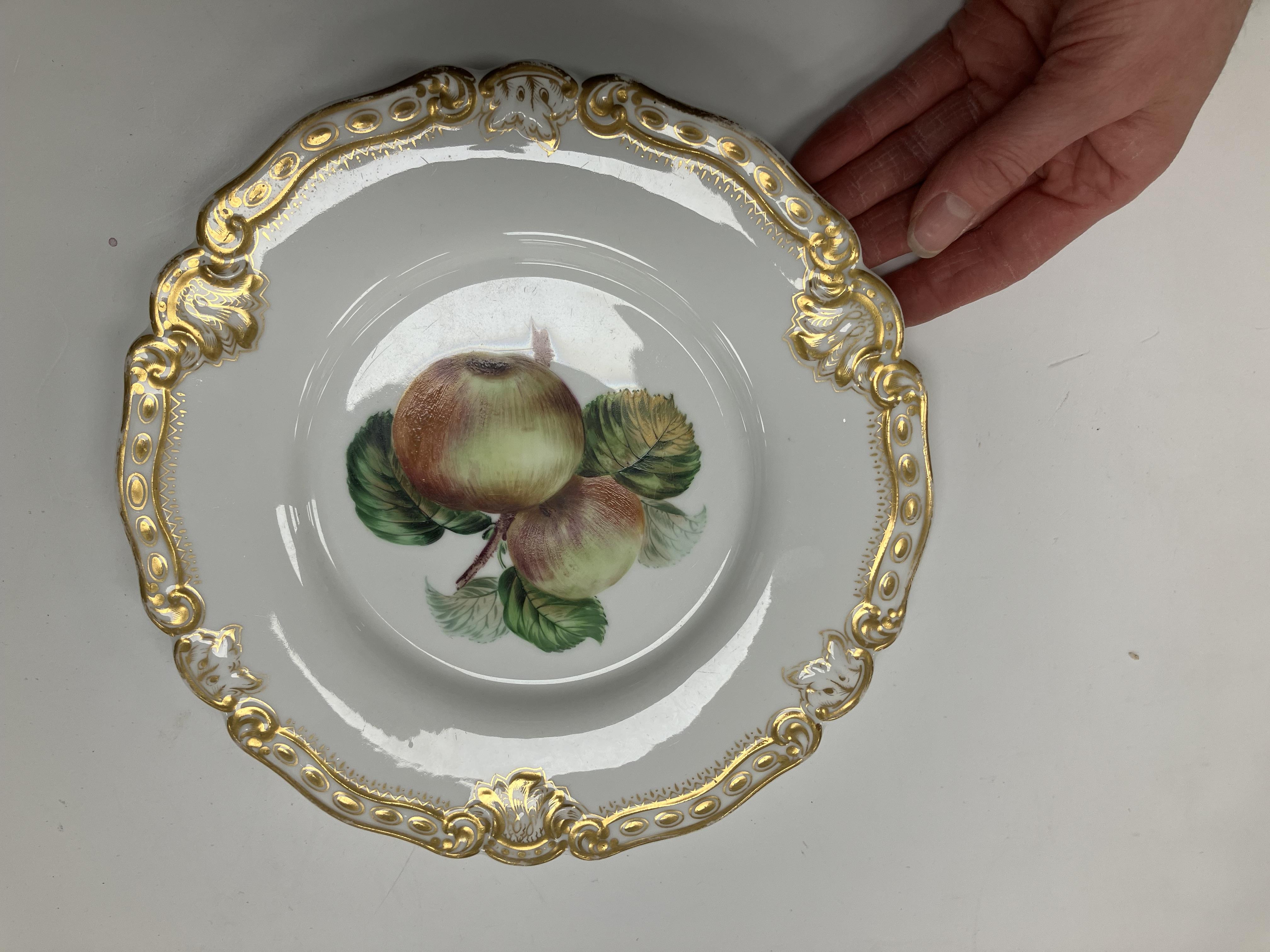 A 19th Century Worcester dessert service - Image 29 of 66