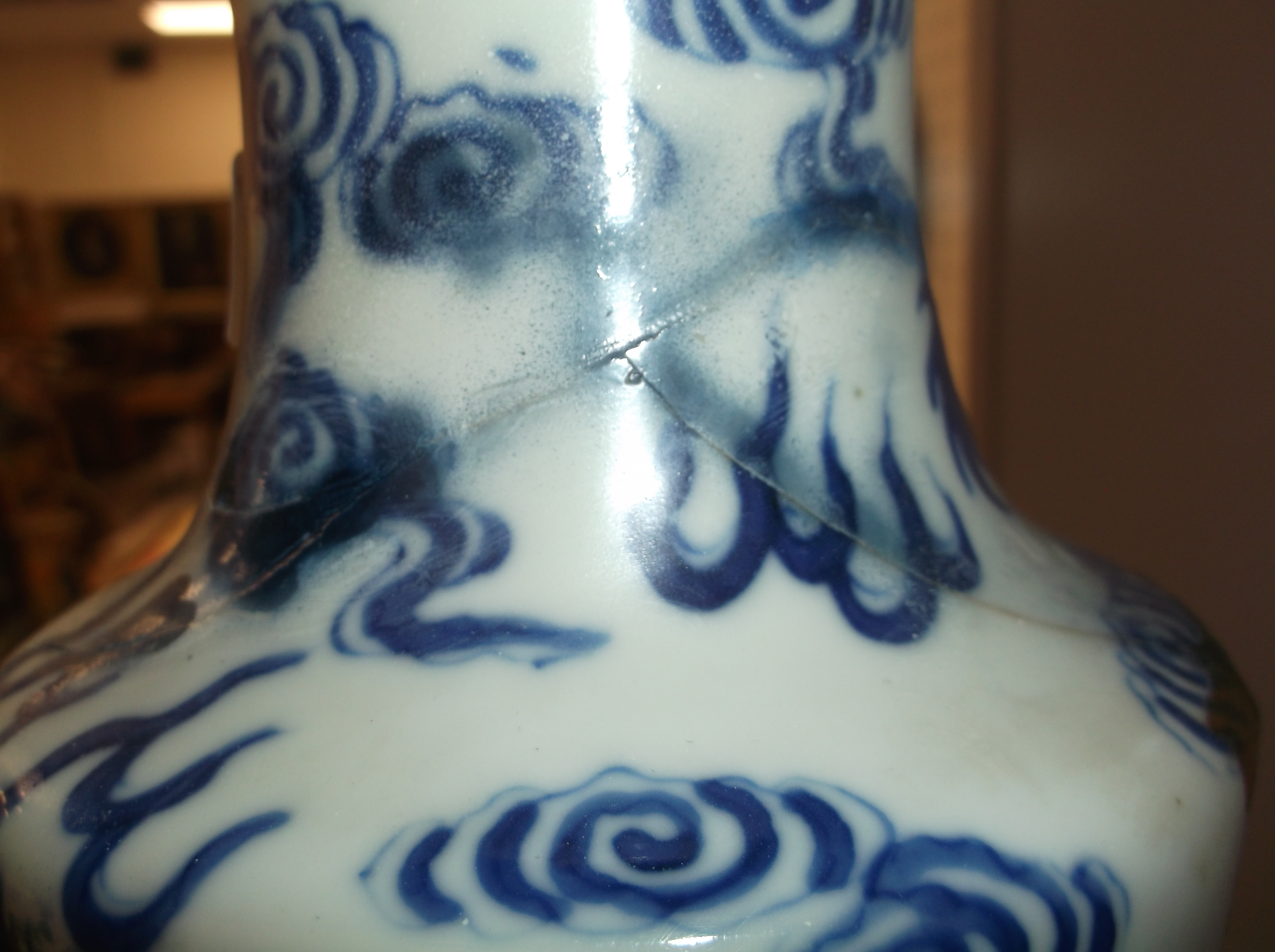 A Chinese blue and white vase, the main - Image 11 of 34