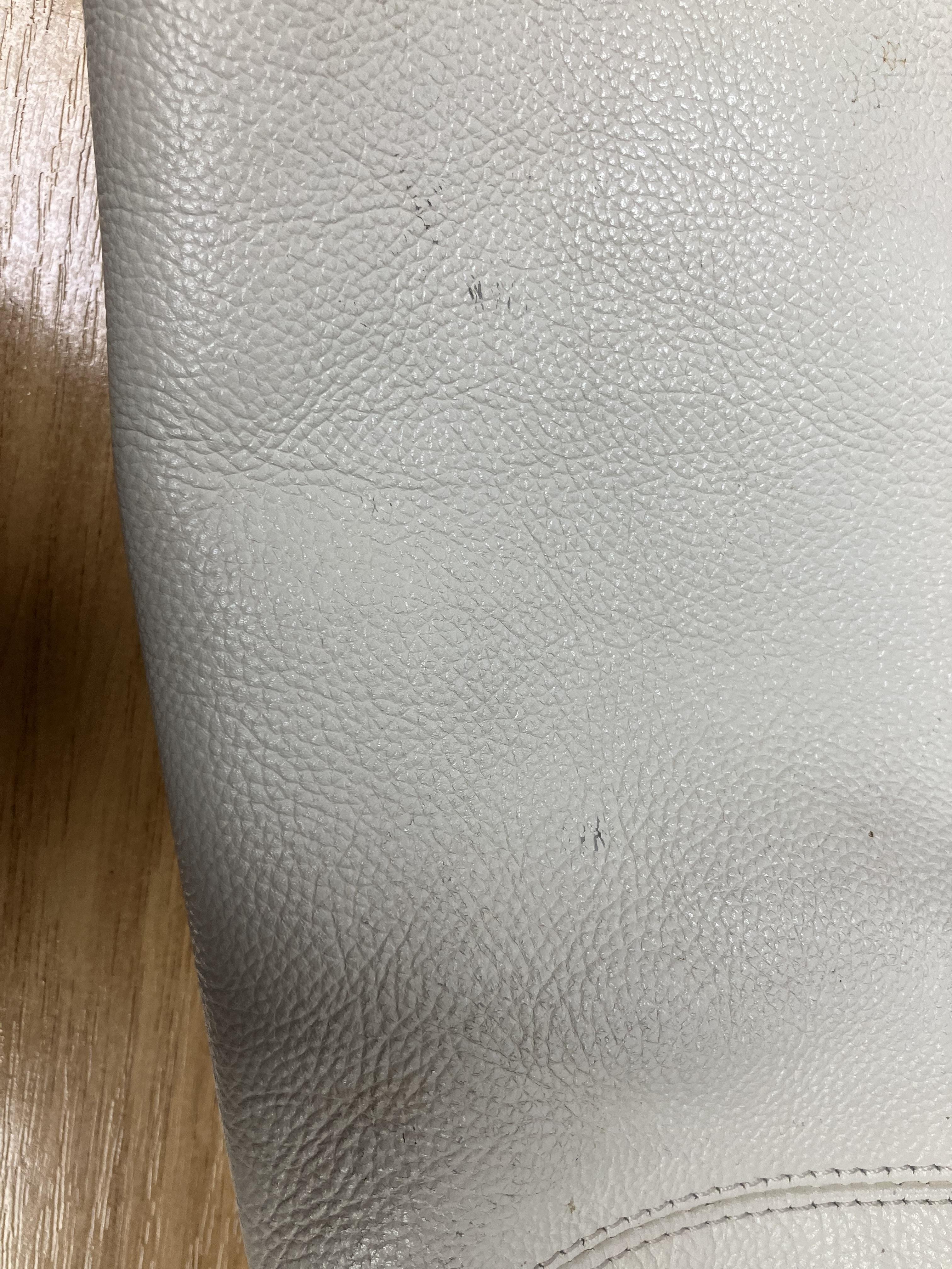 A Chanel Cerf bag in white grain calves - Image 33 of 40