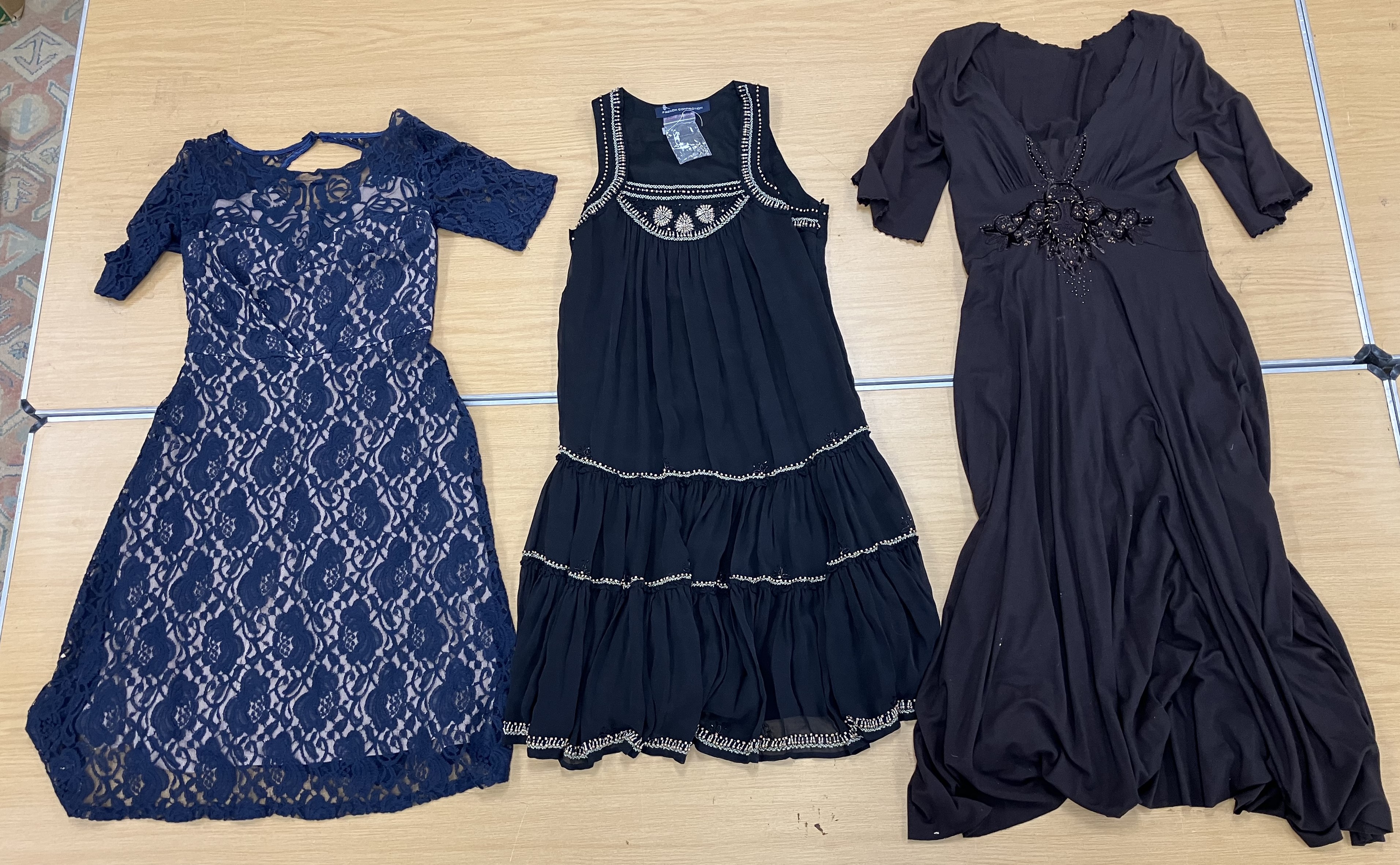 Six various modern dresses comprising a - Image 6 of 8