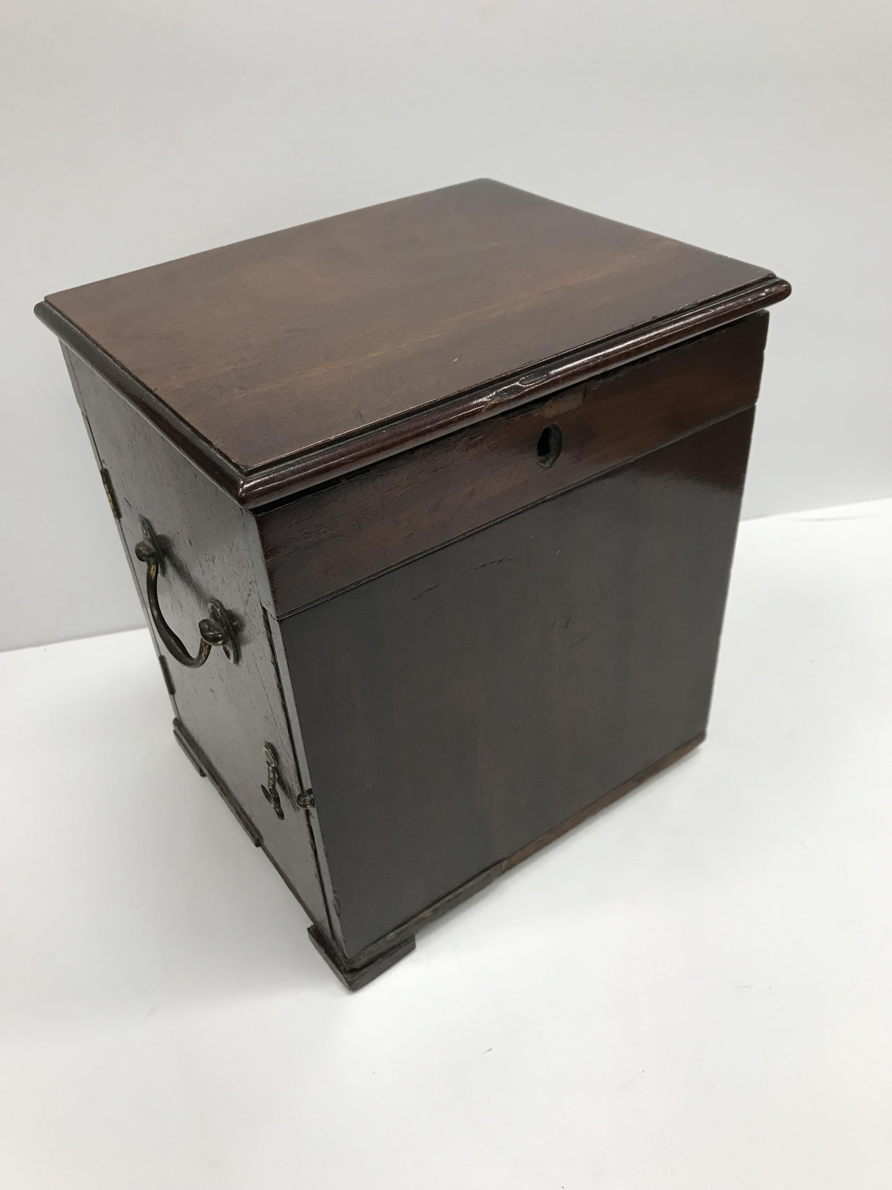 A 19th Century mahogany apothecary box c - Image 2 of 6