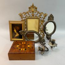 A 19th century walnut box, the figured lid inlaid with a fruitwood and ebony squares, 15.5cm wide