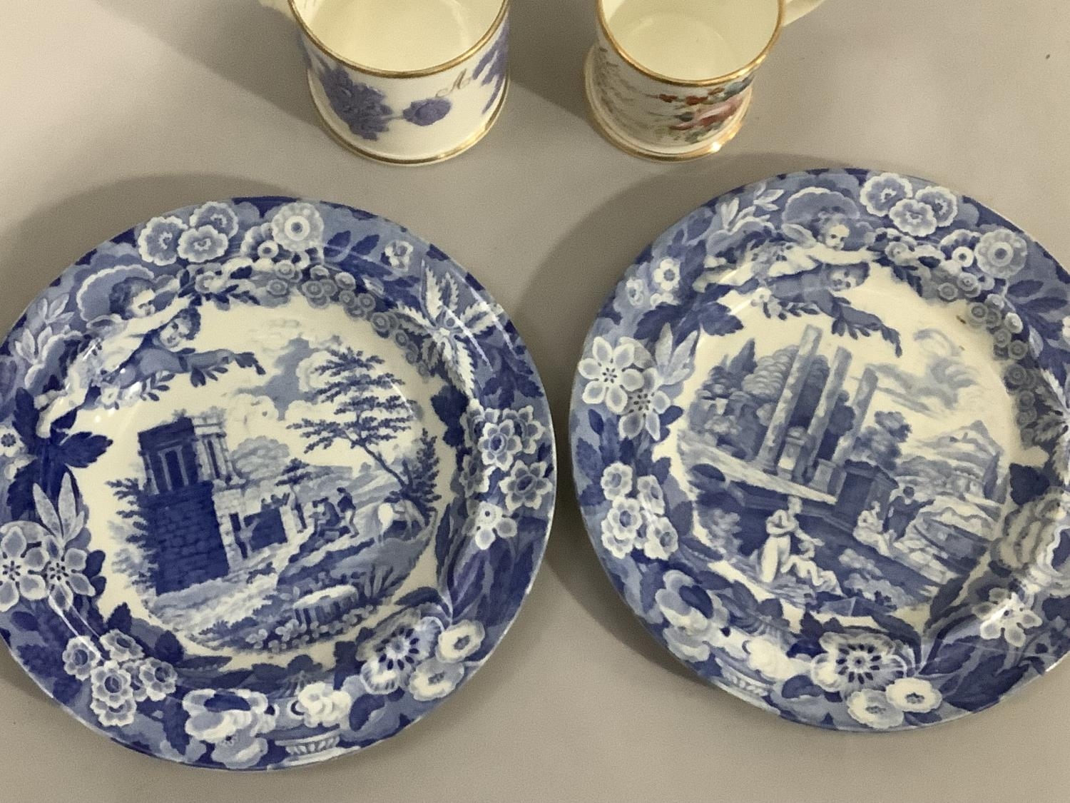 Two 19th century Don Pottery blue and white plates transfer decorated with classical figures amongst - Bild 2 aus 5