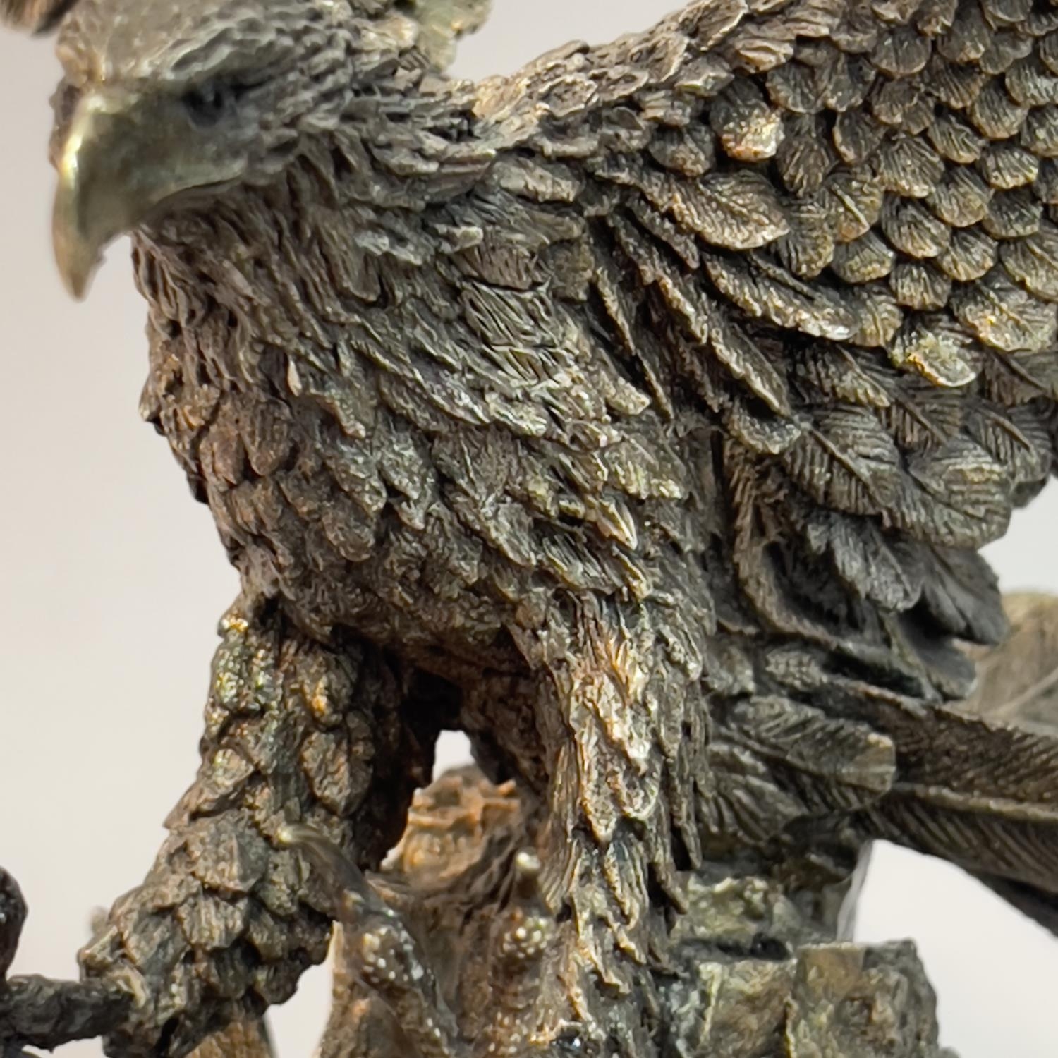A filled white metal (tests as silver) model of a Bald Eagle by Country Artists, 'Monarch of the - Bild 2 aus 2