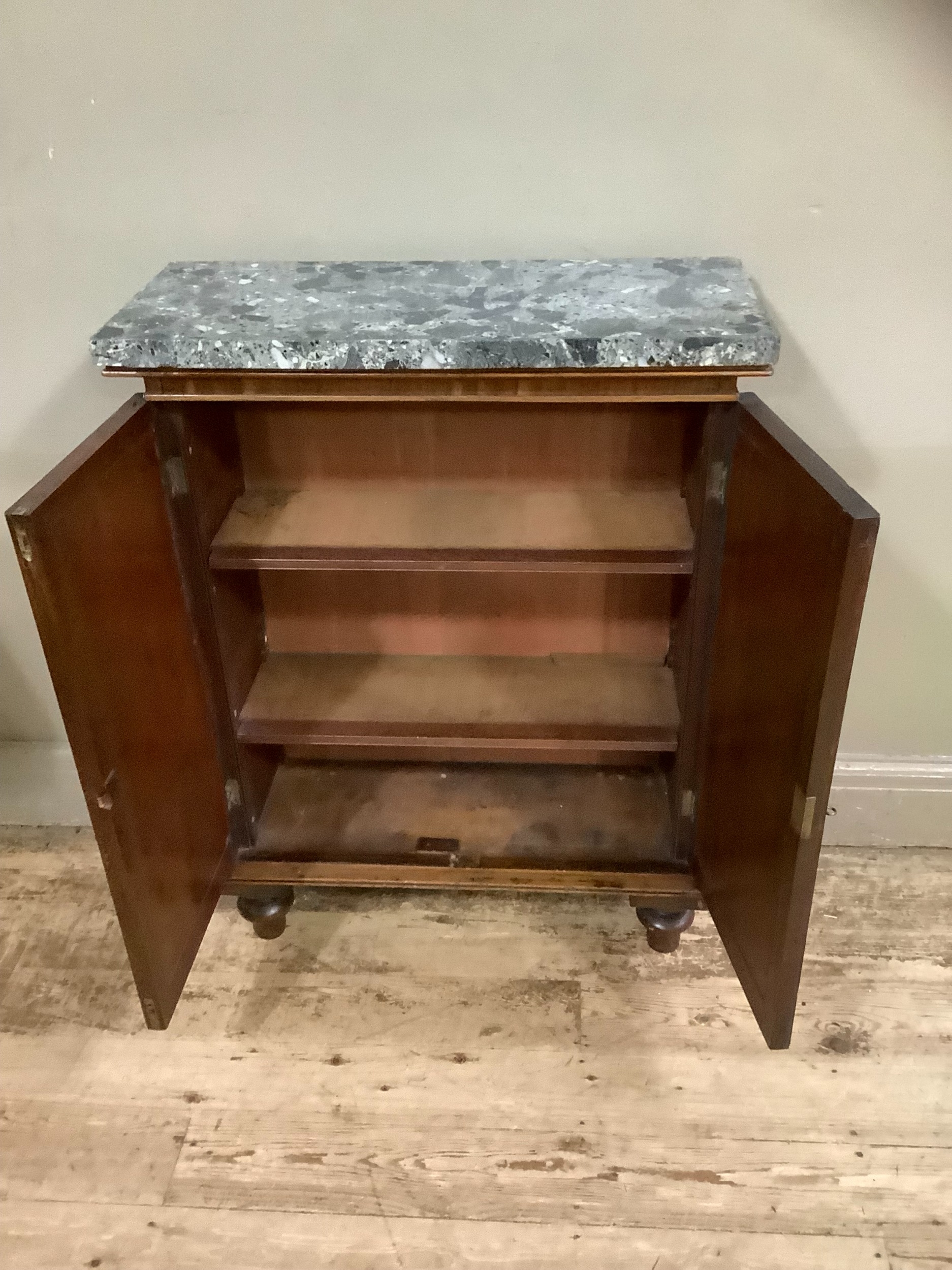 A Victorian marble topped mahogany side cabinet with two indented panel doors on turned feet, 67cm x - Image 2 of 3