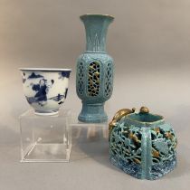 A 19TH CENTURY CHINESE RETICULATED VASE OF TURQUOISE GLAZE, Qing, of octagonal outline, stiff leaf