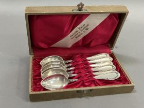 A set of of six German .800 silver teaspoons in original case