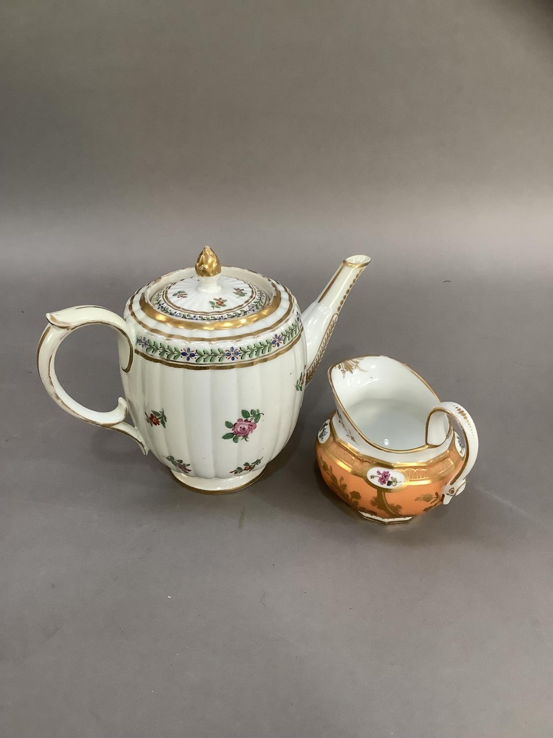 An 18th century teapot, the lid having an acorn gilt finial, the fluted body of barrel shape painted - Image 6 of 9