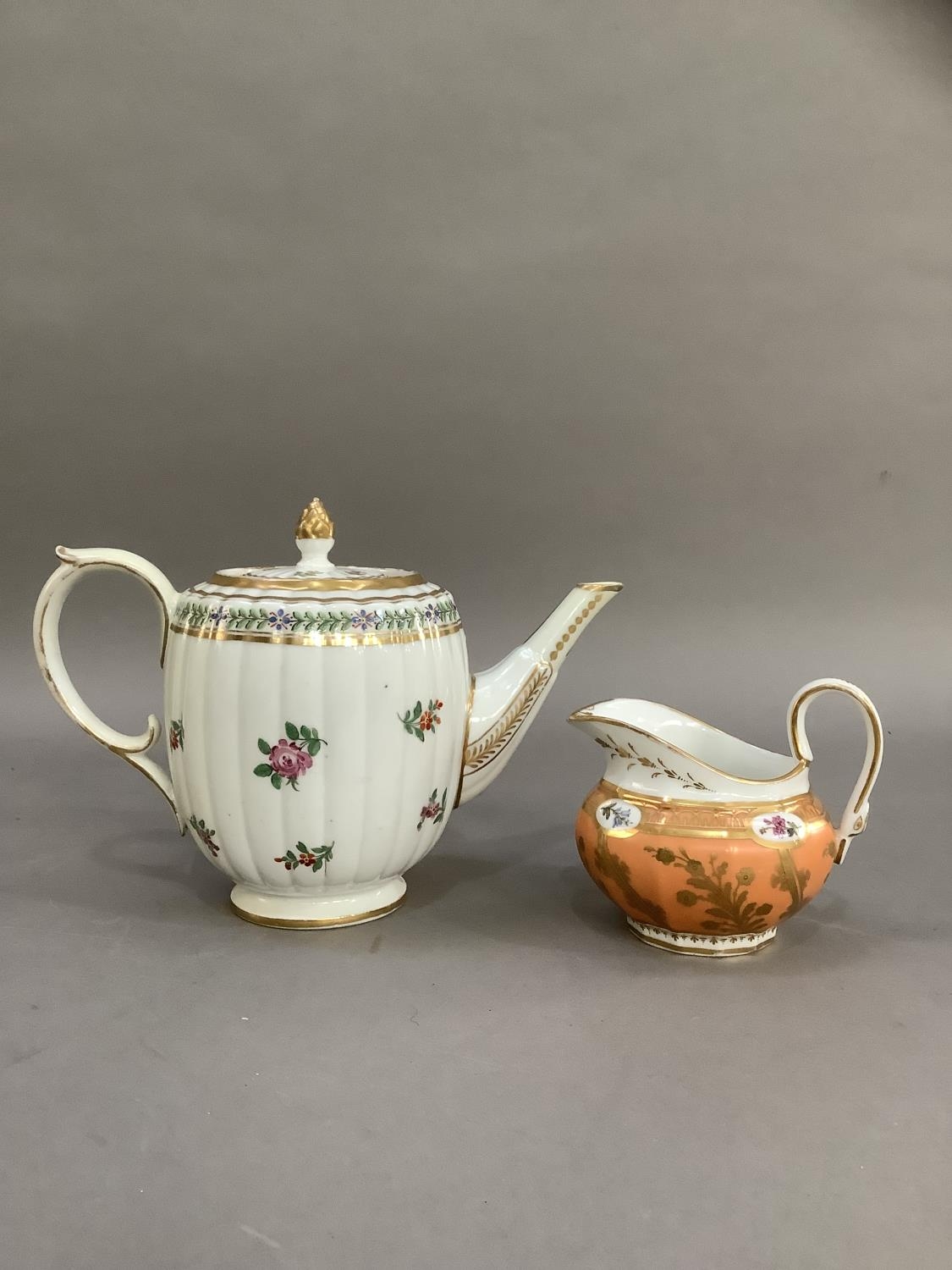 An 18th century teapot, the lid having an acorn gilt finial, the fluted body of barrel shape painted - Image 3 of 9