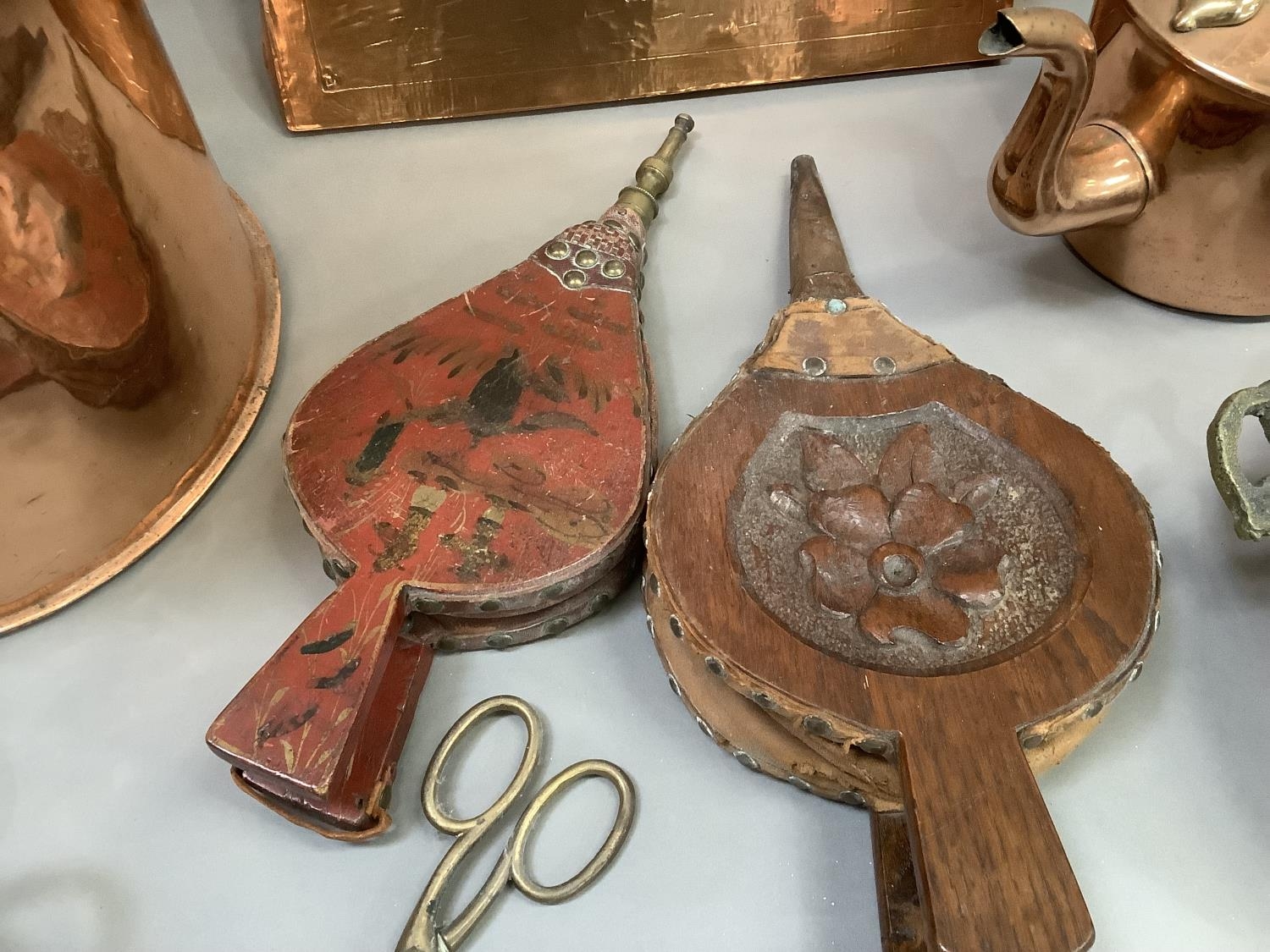 A copper coal hod, two coppered tin dishes, copper kettle of oval outline, two copper chestnut - Image 4 of 5