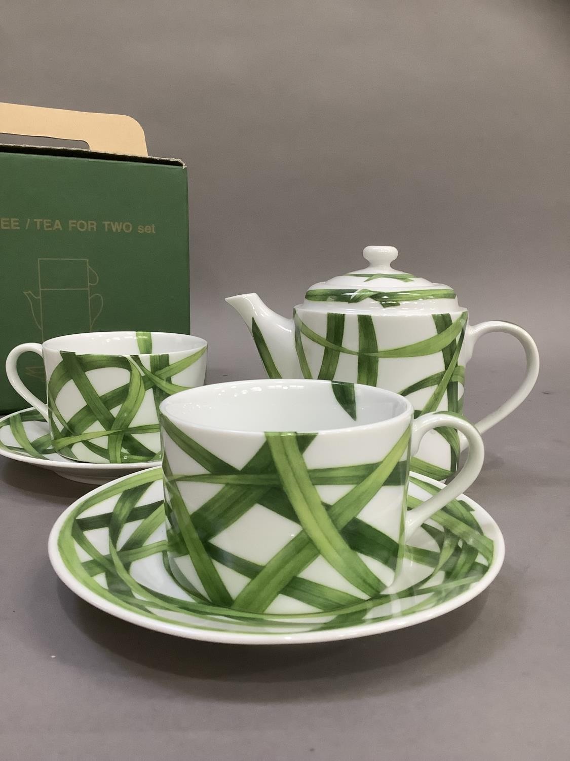 A Taitu by Emilio Bergamin tea for two set comprising teapot, two cups and two saucers of grass - Image 3 of 3