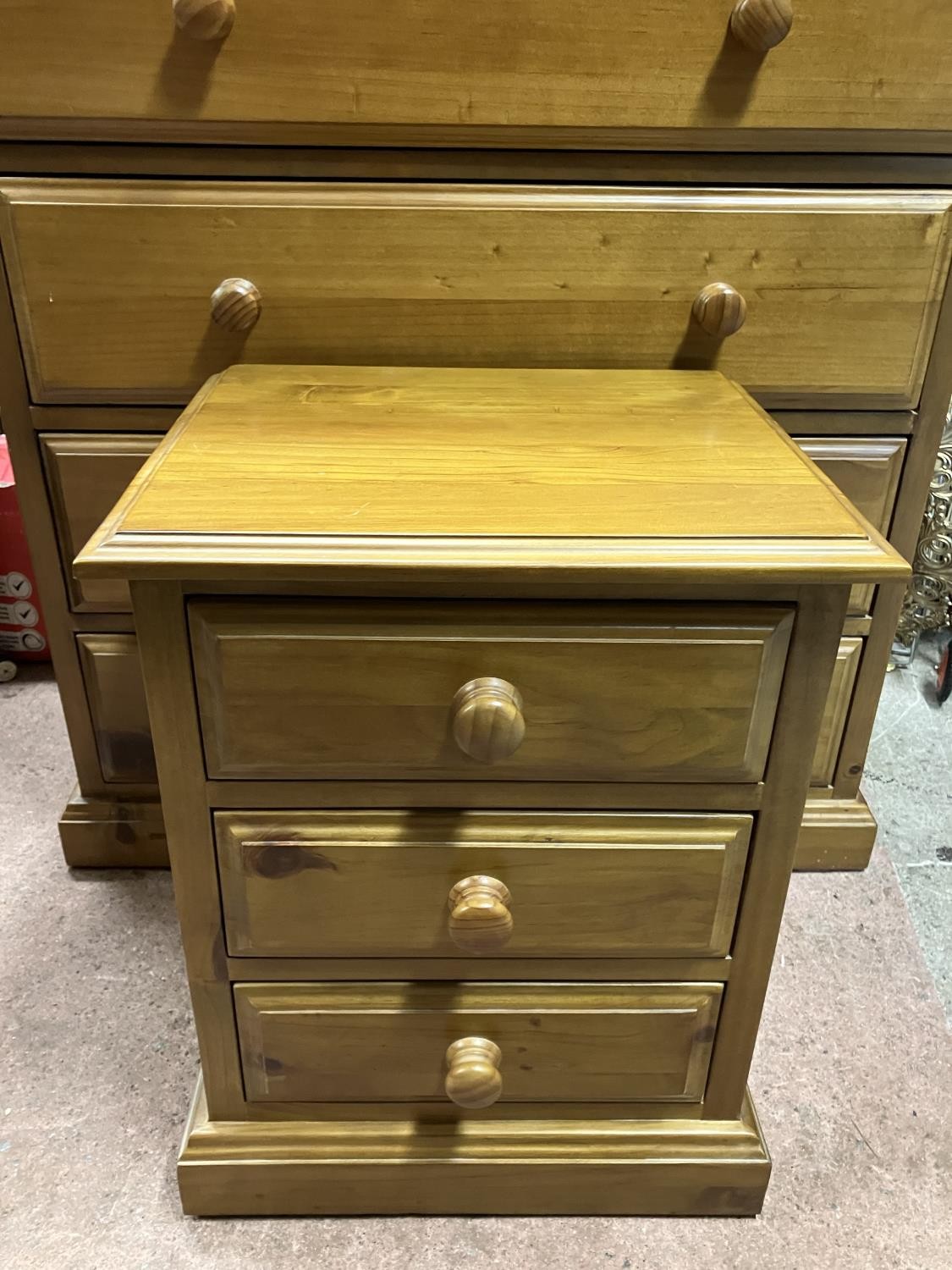 A modern pine chest of two short above four long drawers together with a pine bedside chest of three - Image 4 of 4