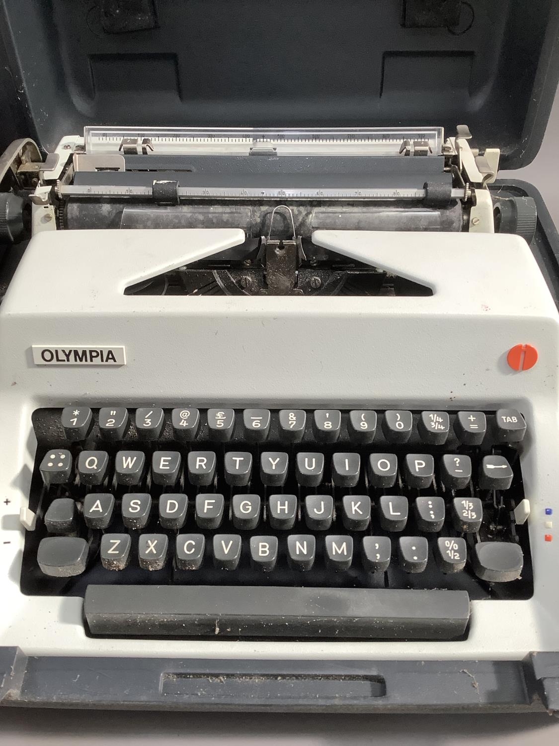 An Olympia portable typewriter in case, a lockable attache case, a Samsonite hard shell attache case - Image 2 of 2