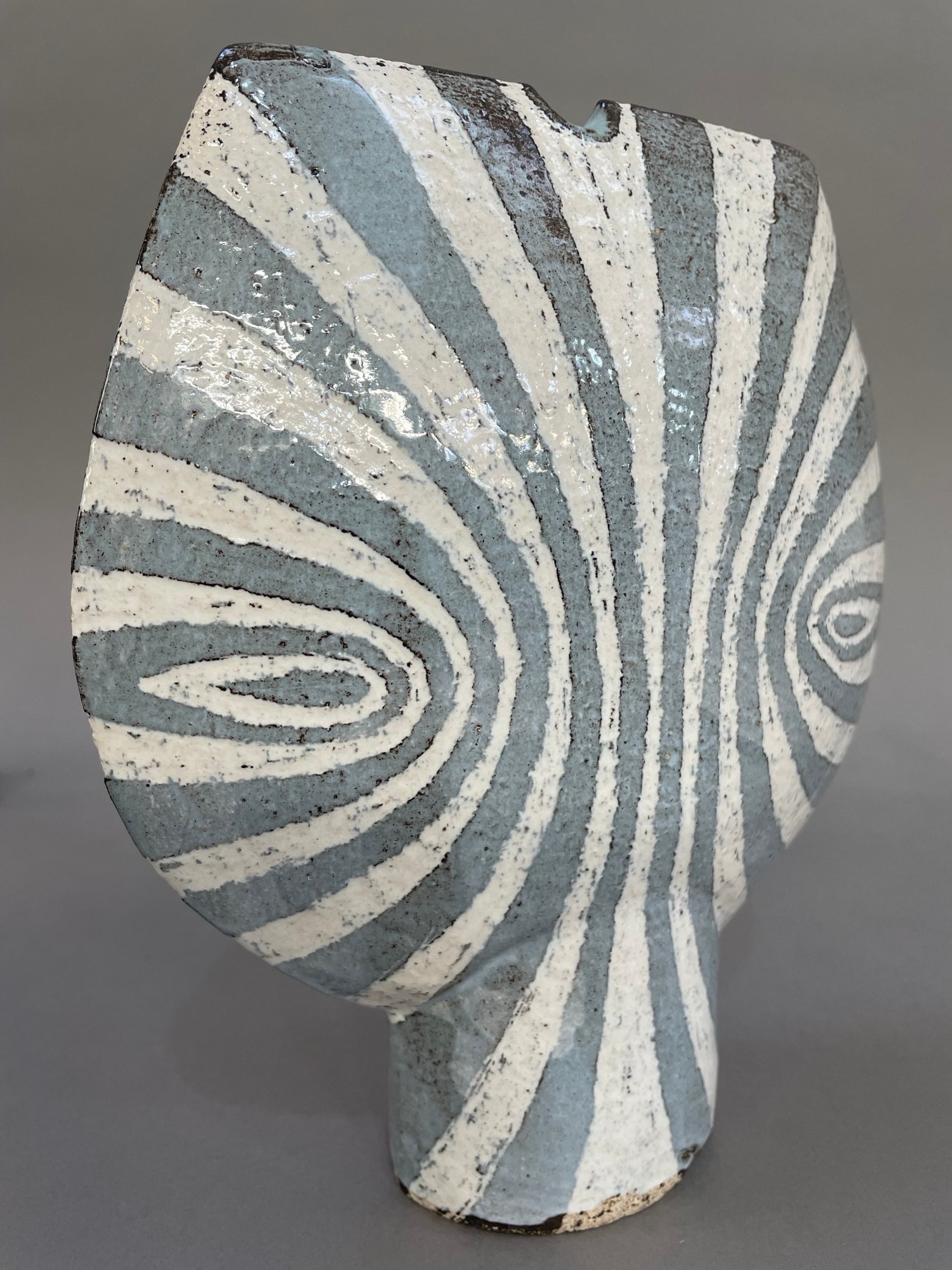 ARR Tony Sugden 20th/21st century, A stoneware grey and white glazed spade vase, painted 'S' mark to - Image 2 of 5