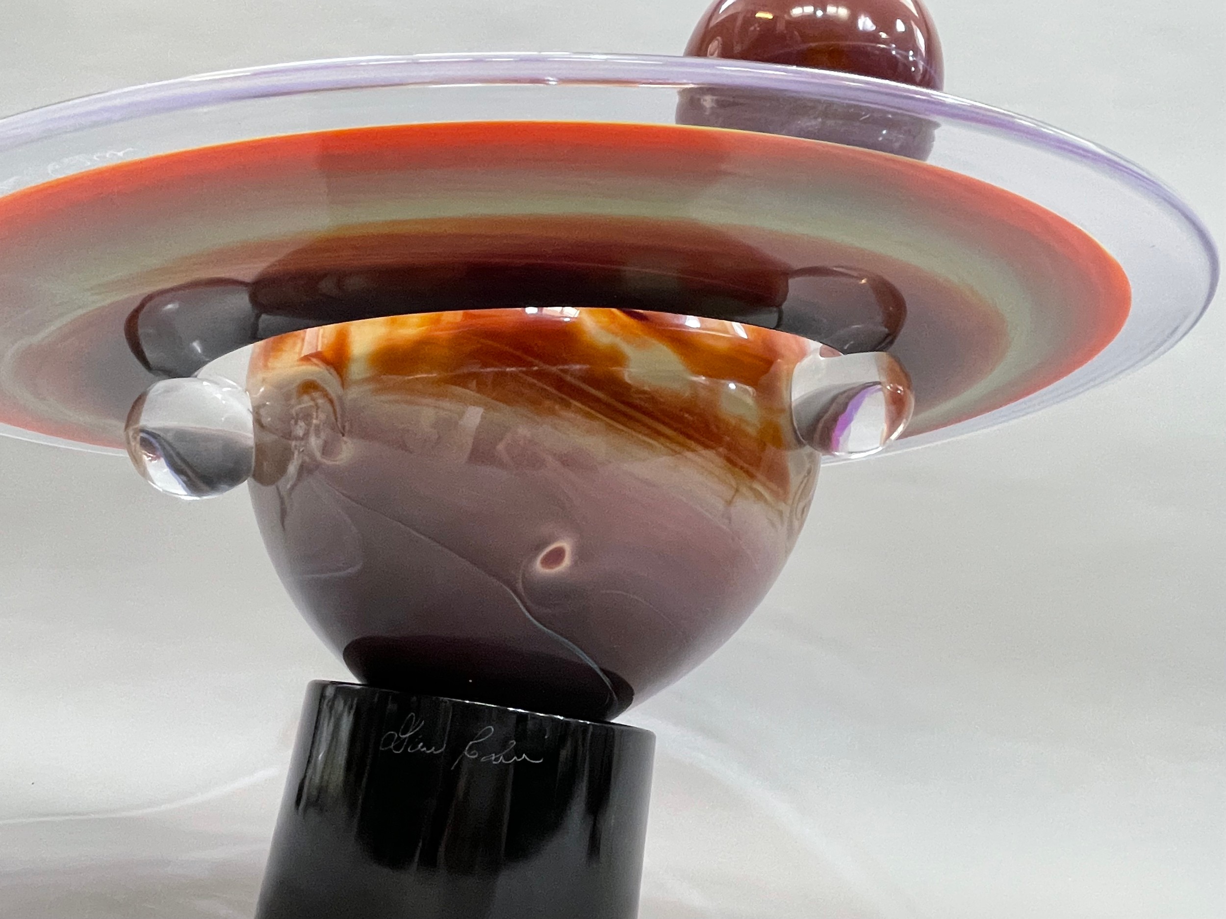 ARR Dino Rosin (Italian b1948), A Murano Calcedonia and banded glass sculpture of the planet Saturn, - Bild 8 aus 10