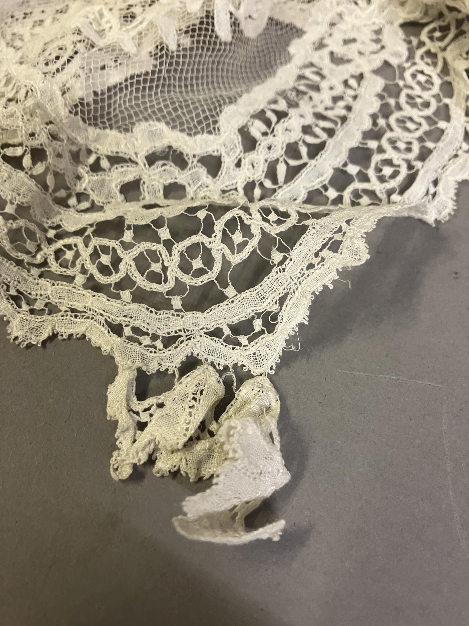 Antique Lace: an elaborate late 19th century Honiton lace wedding veil, the net densely applied with - Image 4 of 4