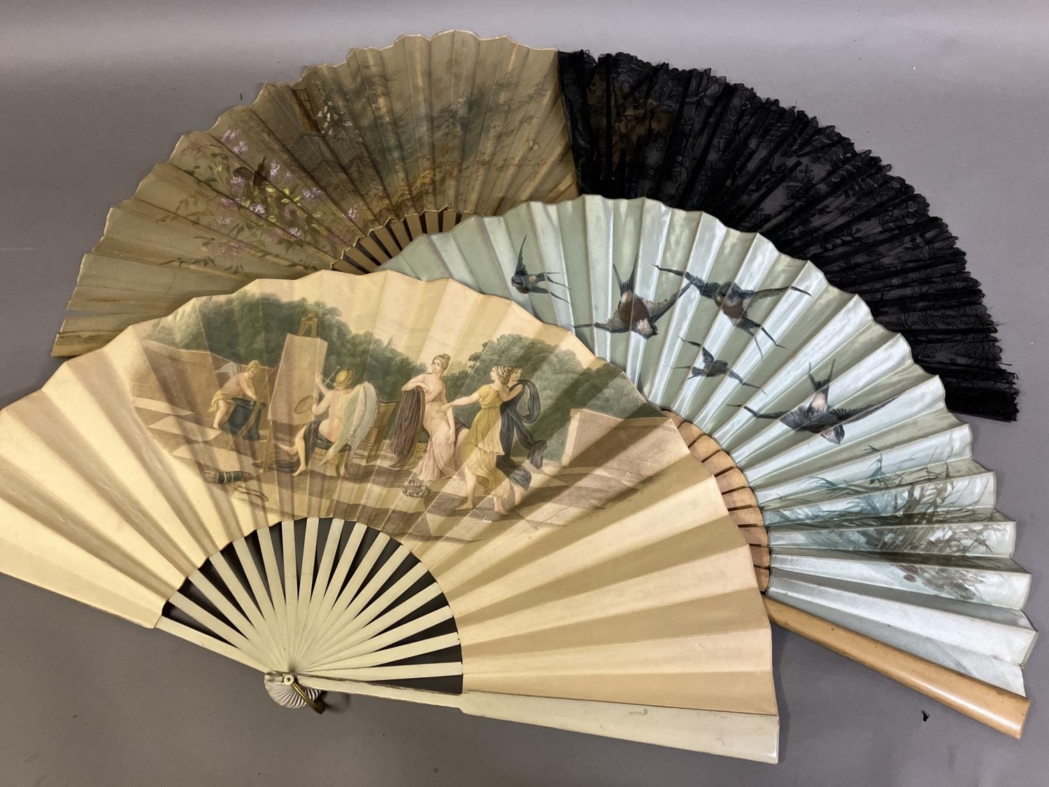 Four late 19th century fans: the first quite simple, French, wood monture, The paper leaf - Image 2 of 8