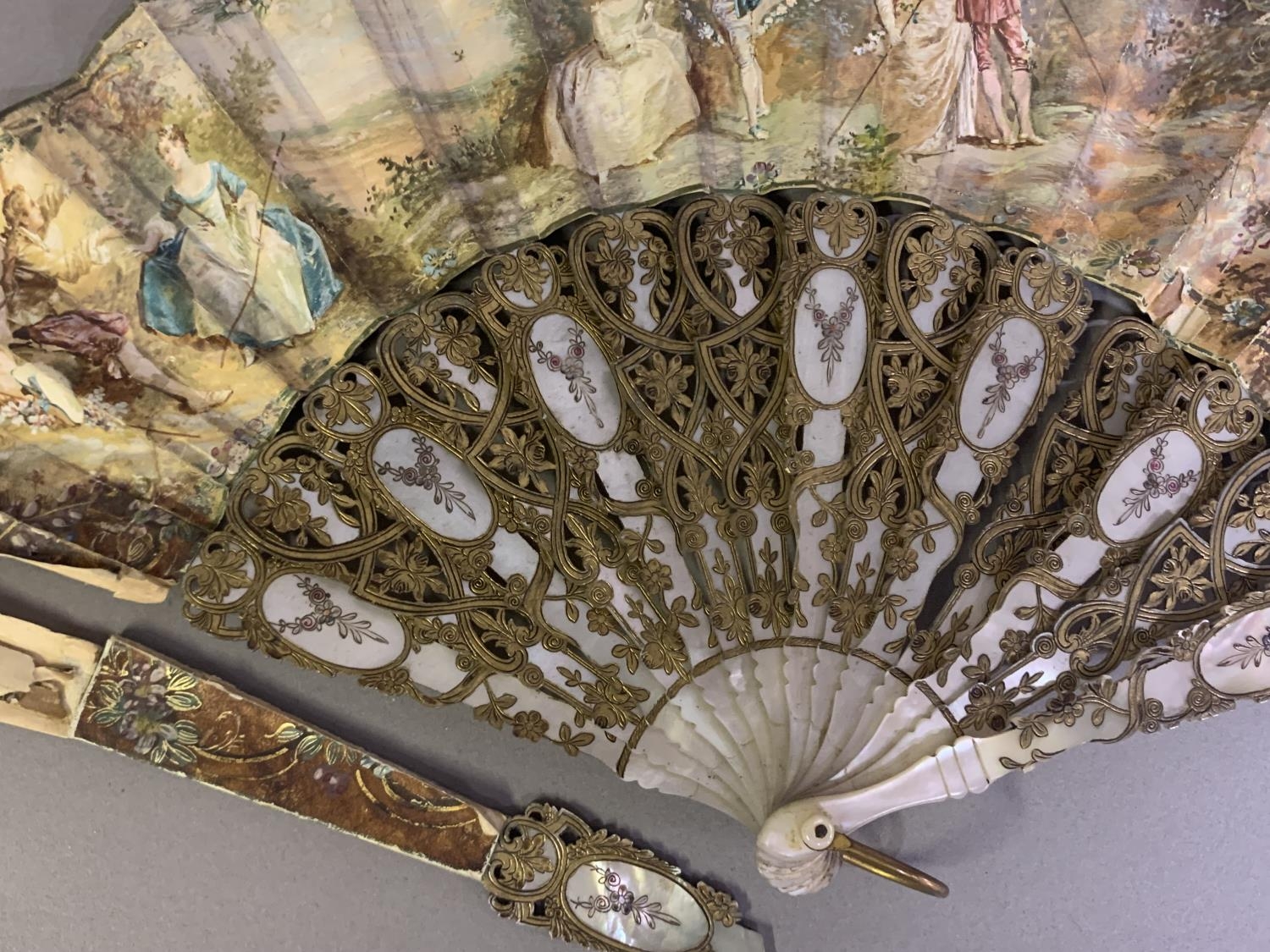 Three 20th century fans: the first, in white mother of pearl, a pastiche of an 18th century fan, the - Image 8 of 9