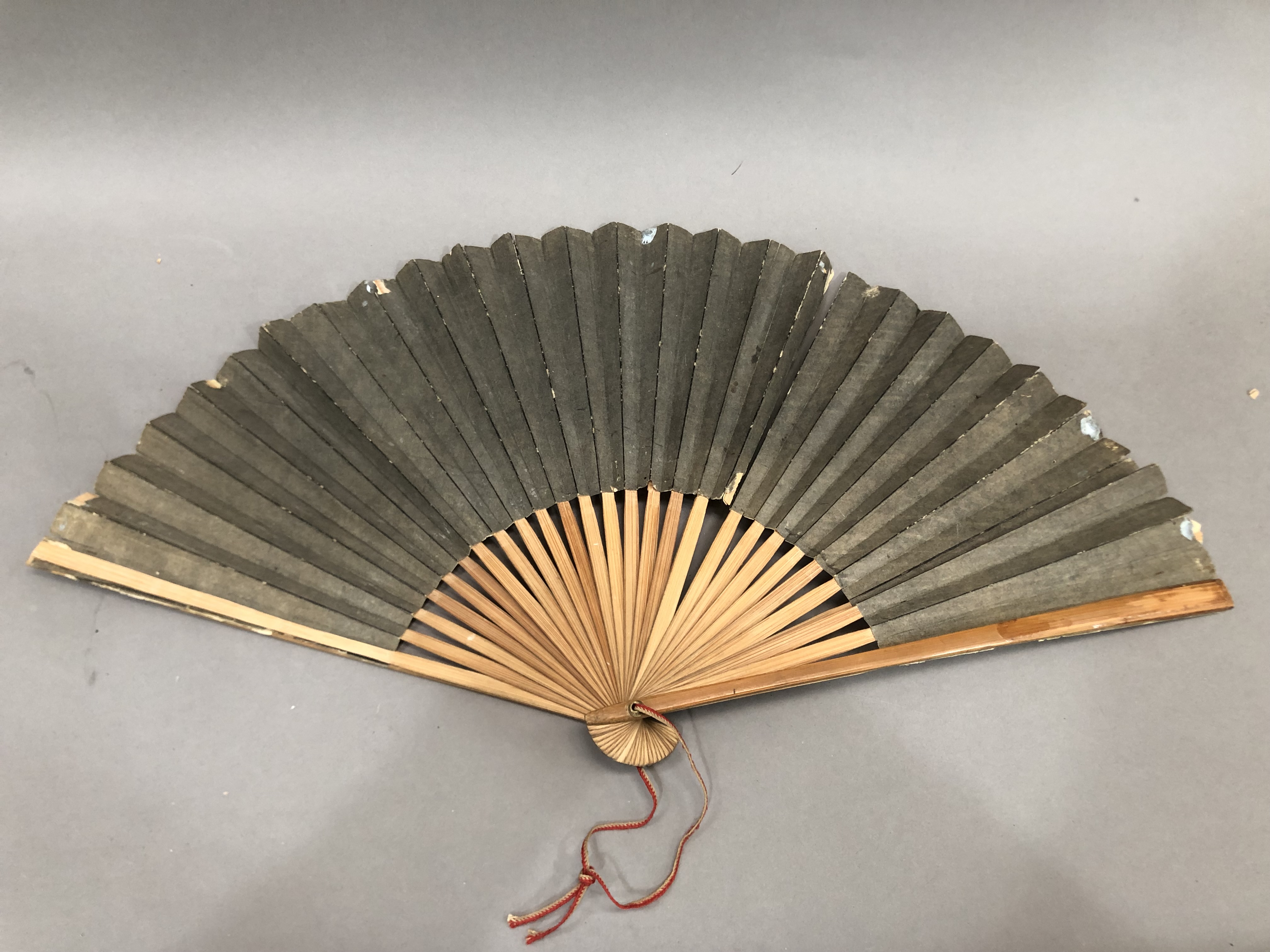 Chinese Topographical Fan: a very unusual paper fan with bamboo sticks, 19th century or earlier, the - Image 5 of 6