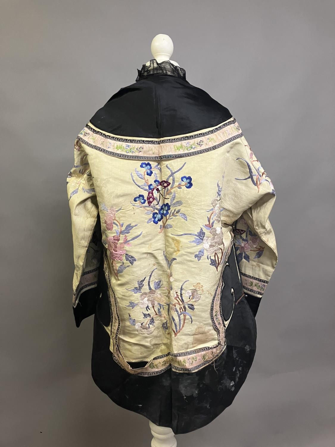 An antique Chinese embroidered silk jacket, Ru, closure to the right, with 5 metal bobble buttons, - Image 10 of 13