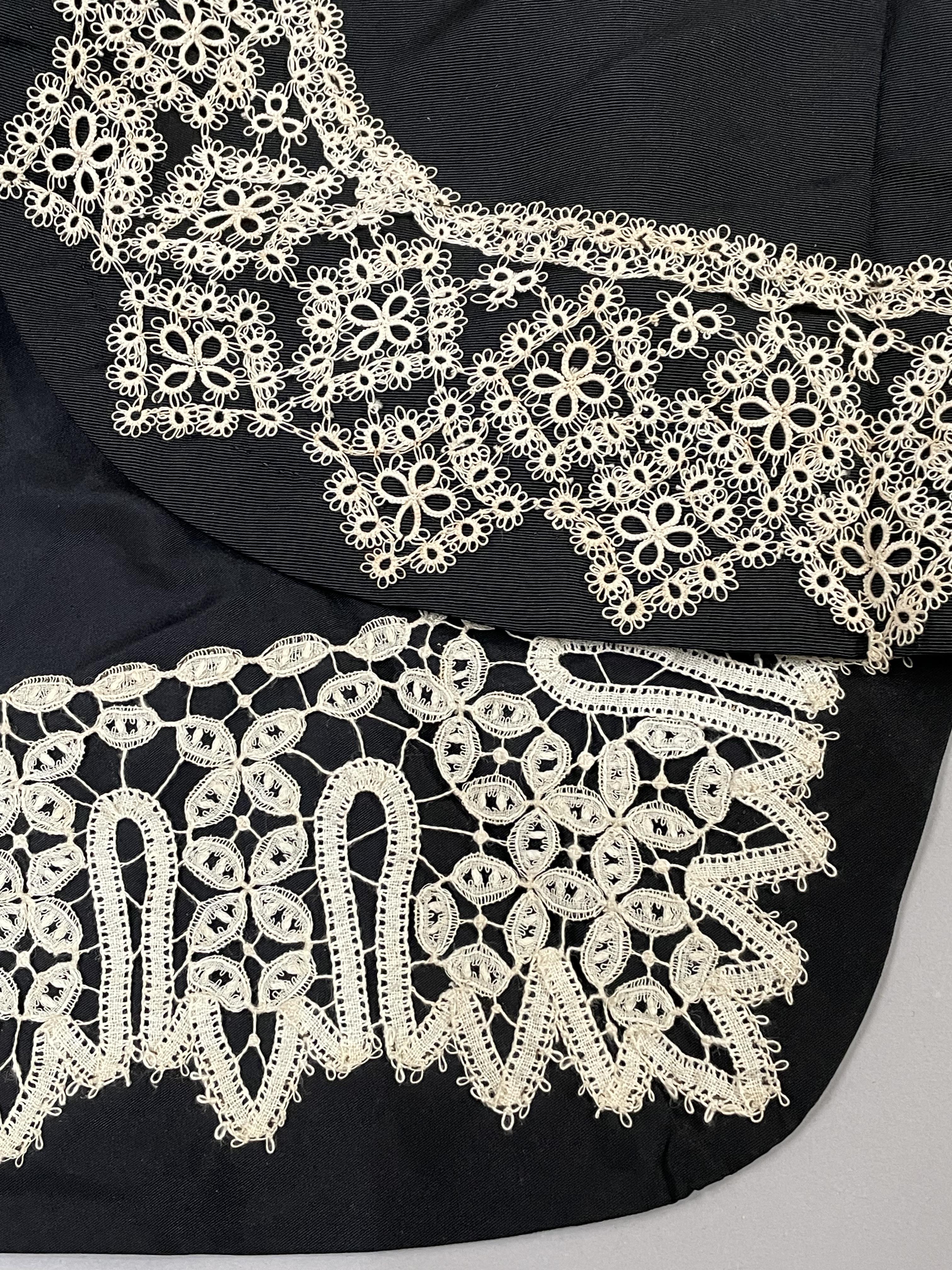 Antique lace: a large quantity of old lace; together with a boxed needle case in dark oak by Booth - Image 3 of 4