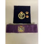 Militaria: RFC, Royal Flying Corps gold bullion blazer badge, Kings Crown, unworn and with two