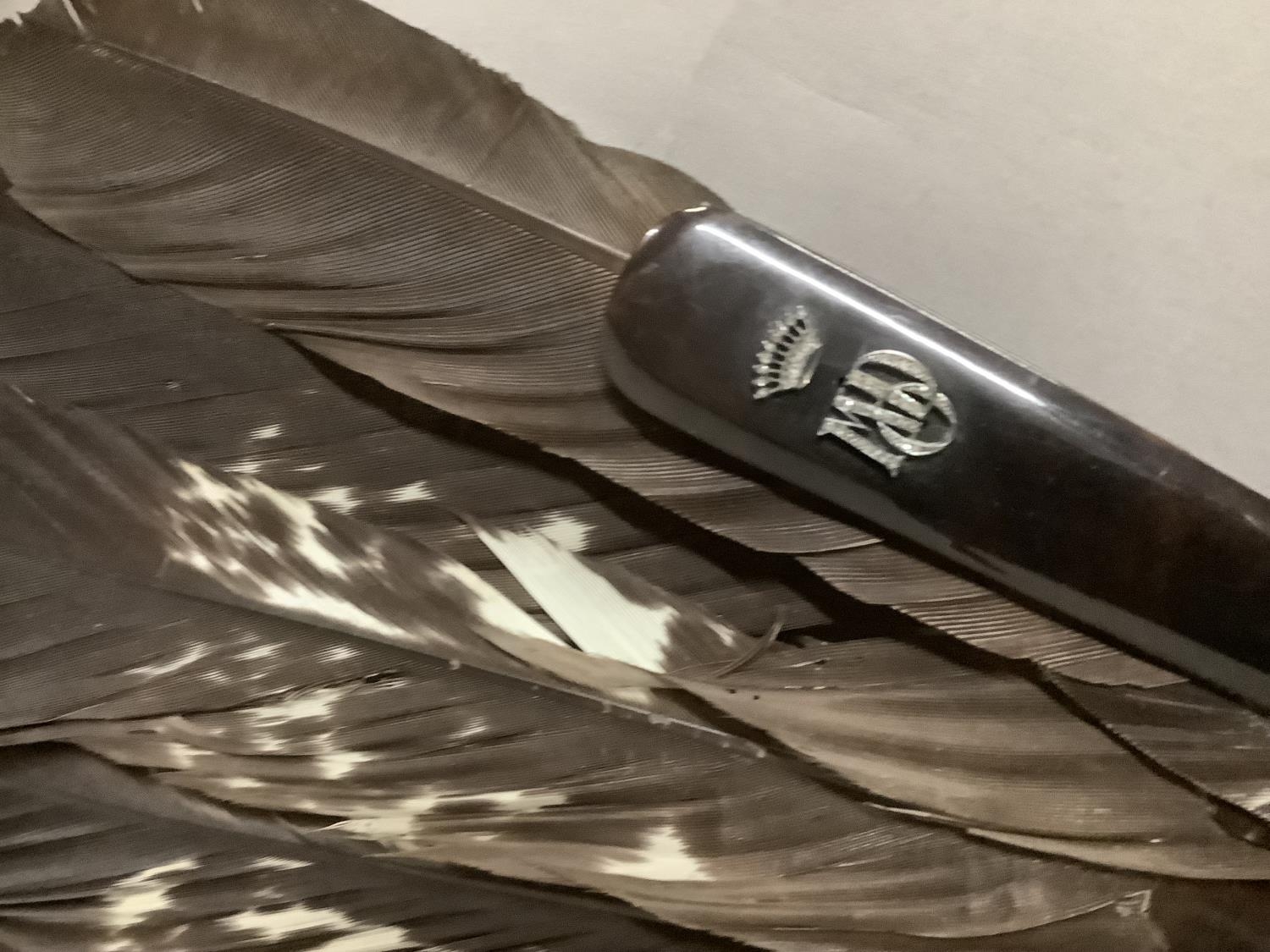 A female ostrich feather fan, mounted on tortoiseshell, with curly feathers, overall height - Image 4 of 5