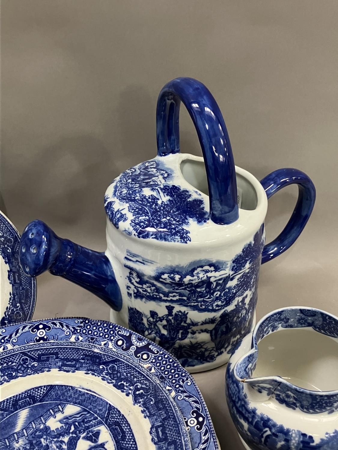 A collection of blue and white ware including four willow pattern meat plates, side plates, dinner - Image 6 of 7