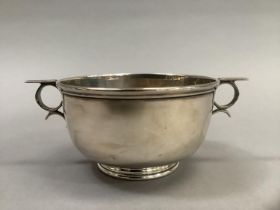 Silver two handled dish on foot rim, 10.75cm diameter, approximate 5oz, Sheffield 1924