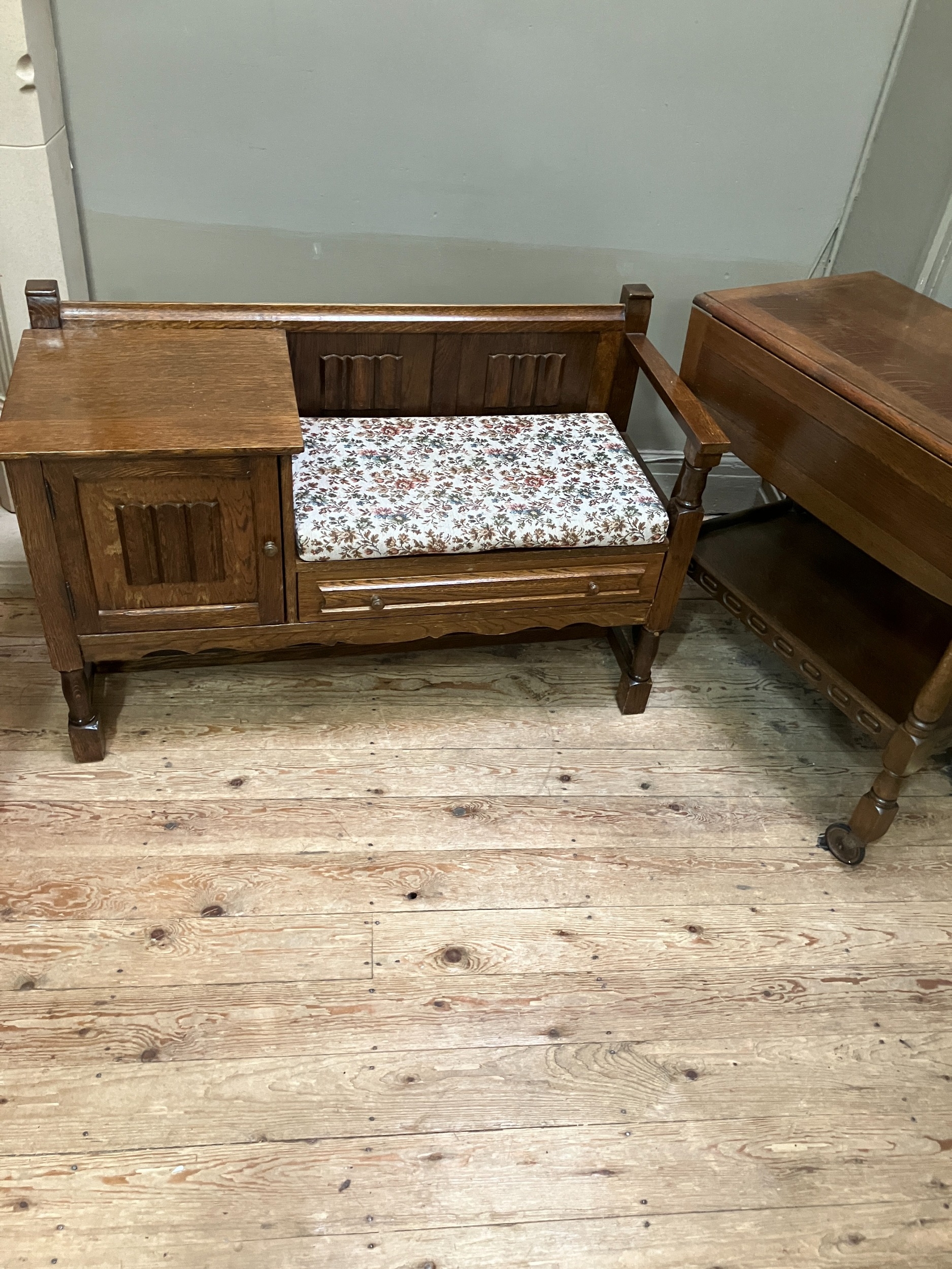 An oak veneered telephone table together with a small drop leaf occasional table - Image 2 of 6