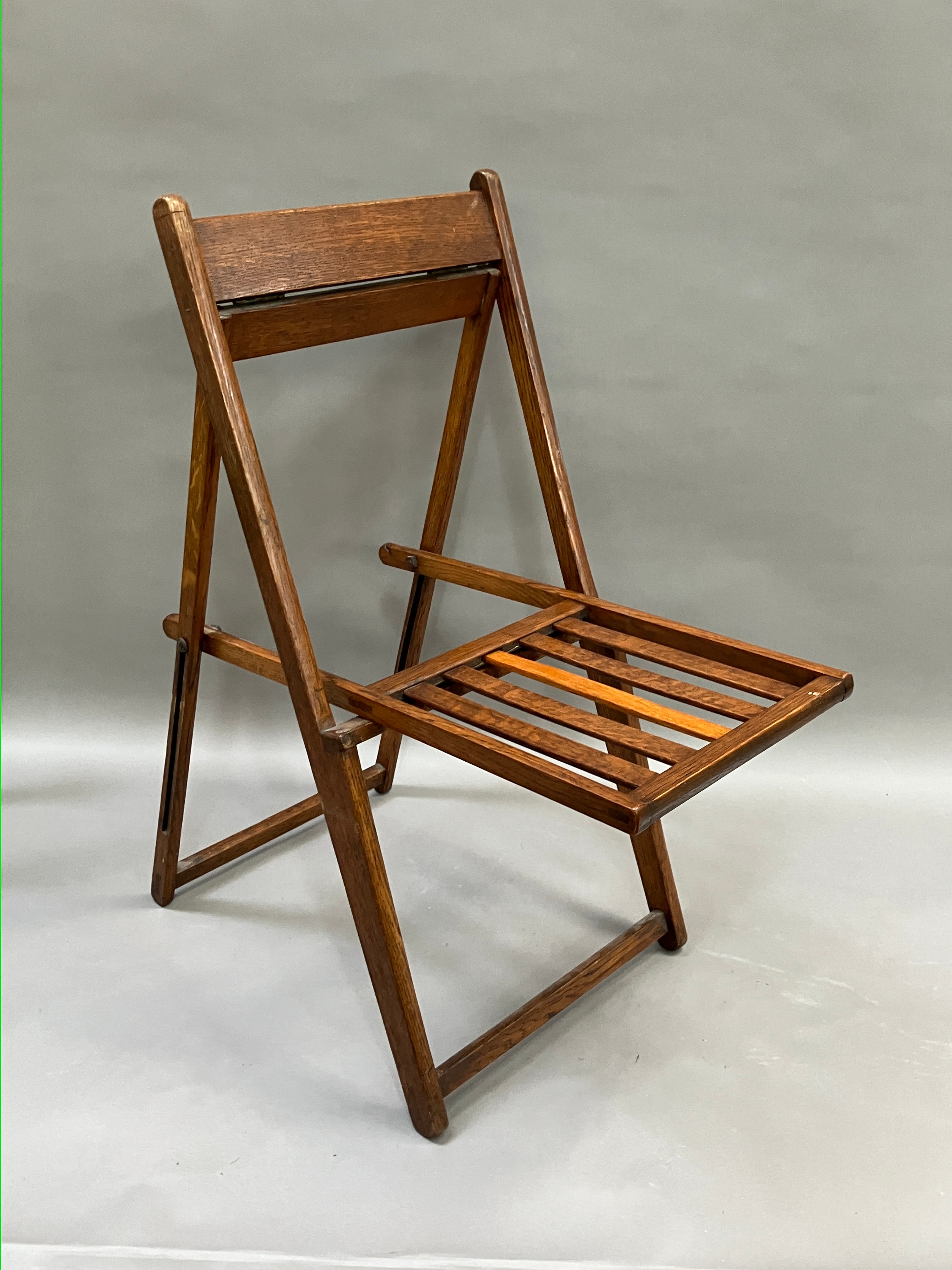 A 1930/40s oak folding chair with slatted seat - Image 2 of 3
