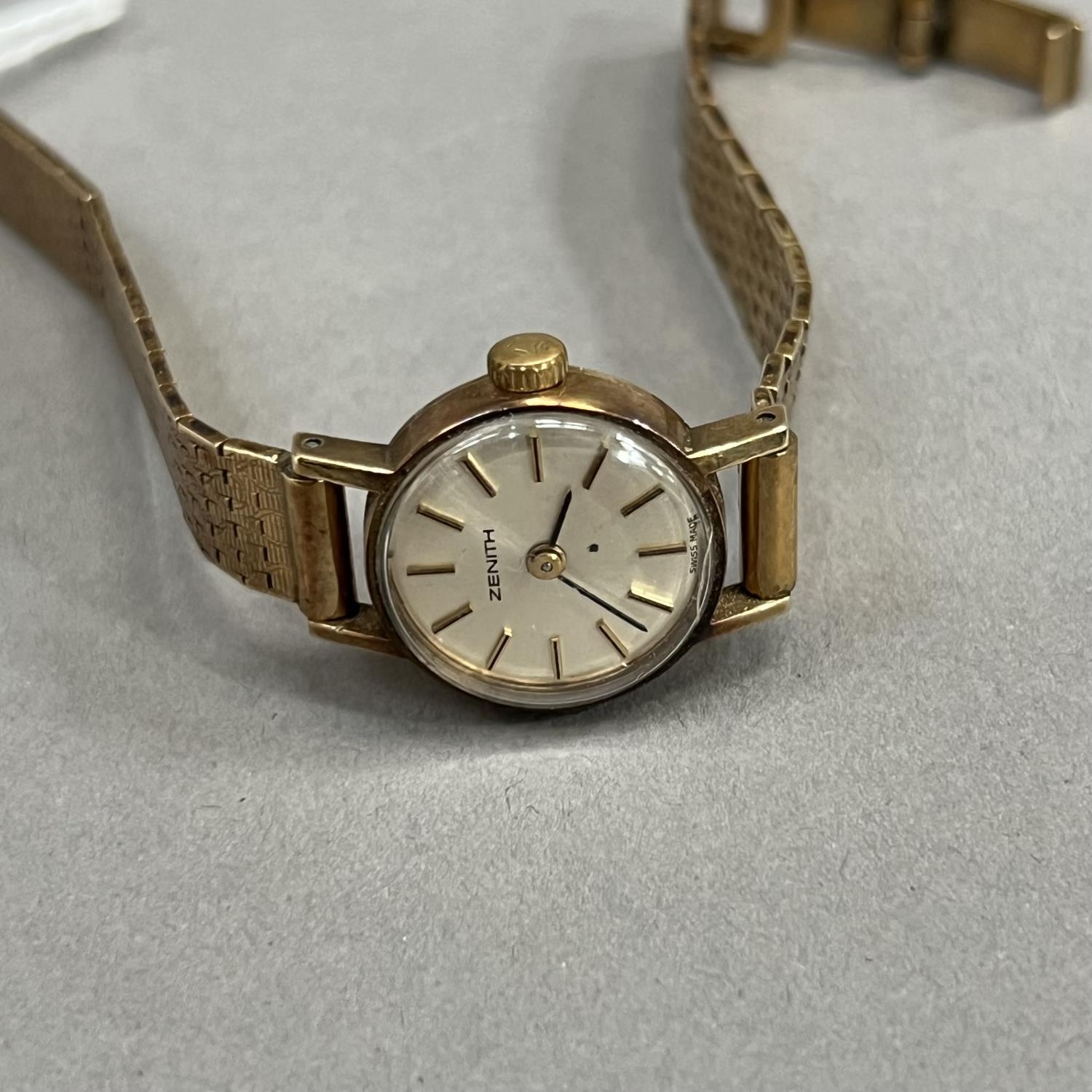A Zenith lady’s manual wrist watch, c1978, in 9ct gold case no. 37635 1779/1, signed, 17 jewelled - Image 2 of 2