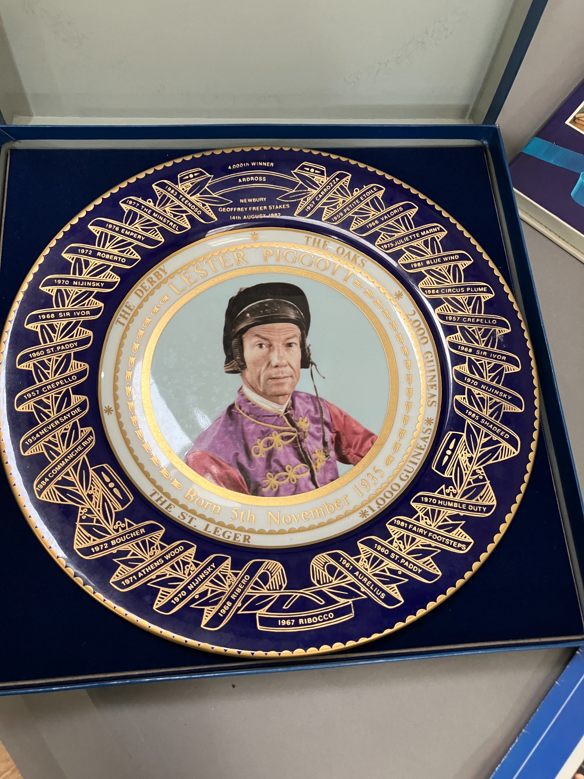 A Royal Worcester Classics plate to commemorate the career of Lester Piggot on the occasion of his - Image 4 of 7