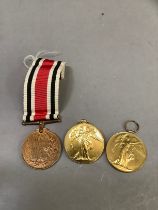 Two WWII victory medals to 2276 PTE H D Holdron, five lond Regt and SJT W Warren 28 lond Regt plus