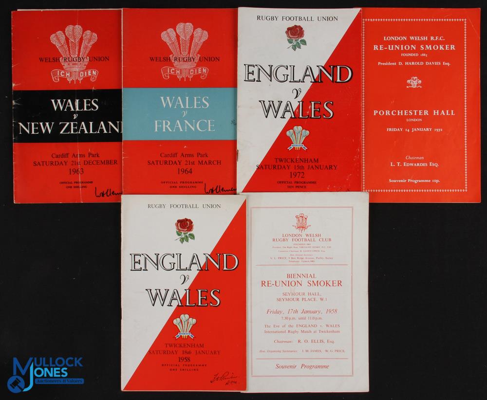 1958-1972 Wales Rugby Programmes with special extras (8): v NZ 1963, complete with VG 4pp card