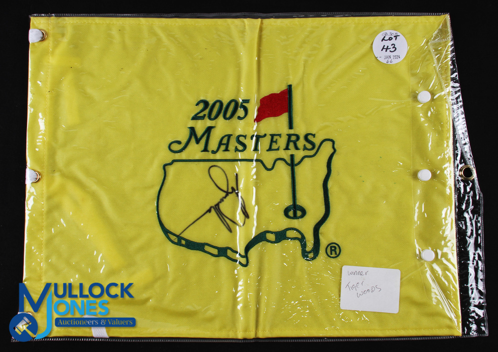 Tiger Woods 2005 Masters Golf Champion Signed Pin Flag - official souvenir embroidered pin flag