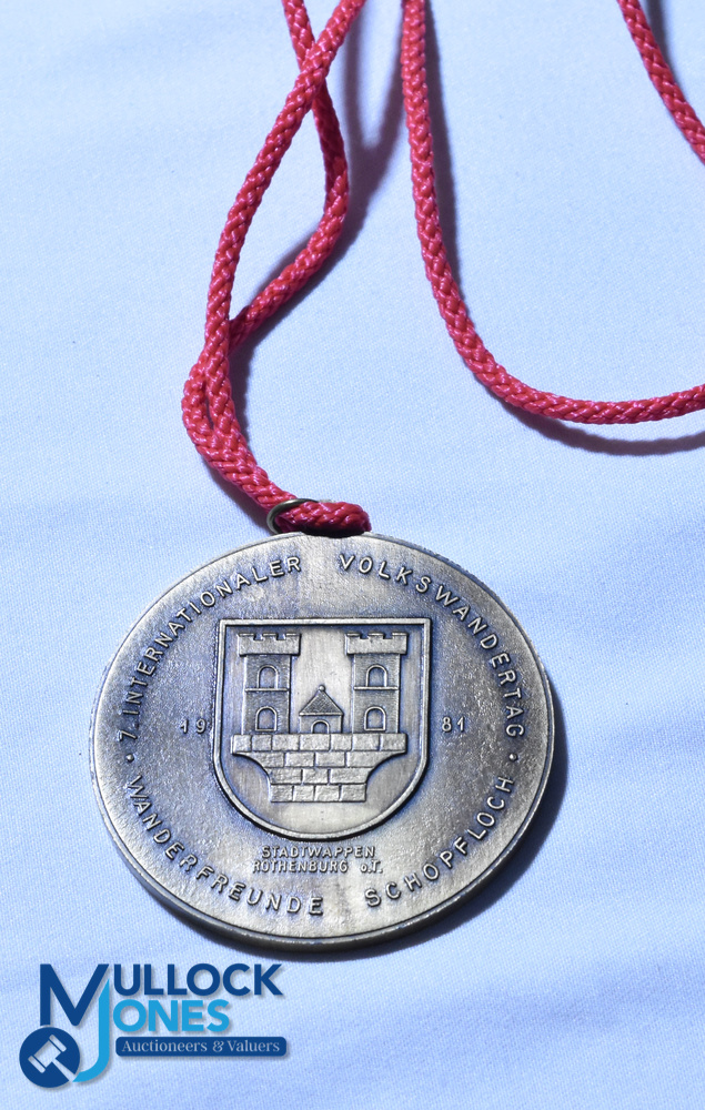 2014-2016 Uruguay FC home football shirt & Medal. Shirt #9 Suarez - Puma, Size M, blue, with tags, - Image 3 of 4
