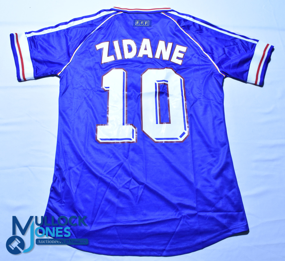 1998 France FC - FIFA World Cup Final Football Shirt & Medal - Shirt #10 Zidane - Adidas. Size L, - Image 4 of 4