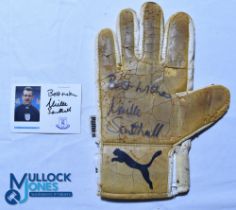 Neville Southall autographed Puma goalkeeper glove and Everton FC Card