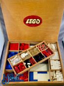 c1960 Classic Lego Wooden Box set, a large set full of pieces, houses, hotel, taxis, Posterijen -