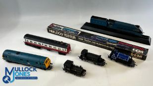 Hornby 00 Gauge Locomotives Train testing track and static plastic model, to include Hornby diesel