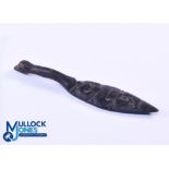 Maori Traditional Carved Dark Wood Dagger: Classical folk art work on this approx. 7" x 2", very