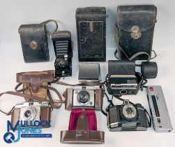 Old Camera Collection a mixed lot of untested cameras with makers of Kodak, Coronet, Hamimex,