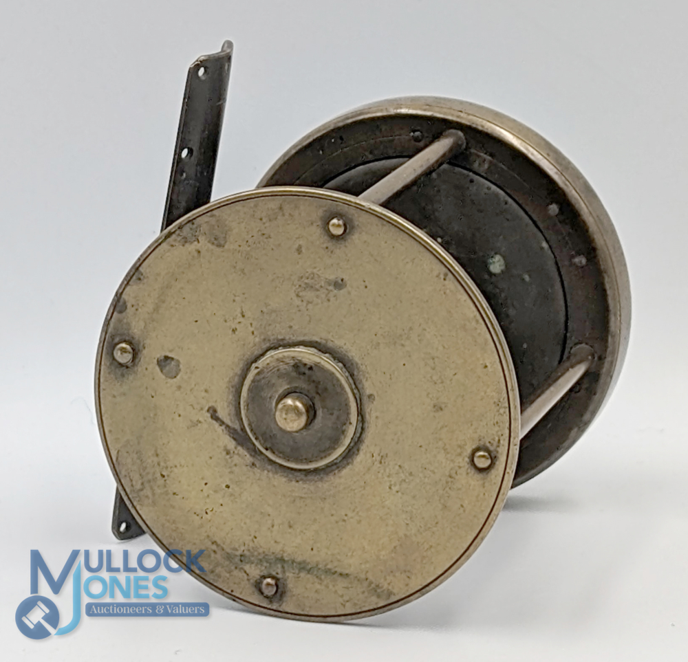 Extremely Scarce c1800-1820 Ustonson Multiplying Winch Reel with perforated foot, 2 ½" dia - Image 2 of 5