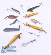 Collection of 10 vintage Hardy lures including 3 x Golden Spratt Devons, a 2.5" Strathallan Devon, a