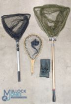 Ron Thompson Wooden Framed Scoop Net, with a folding extendable landing net- aluminium framed, and a