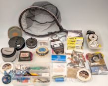 Fishing Tackle Collection, to include a Ron Thompson scoop net assorted line leader, Magnum 200d