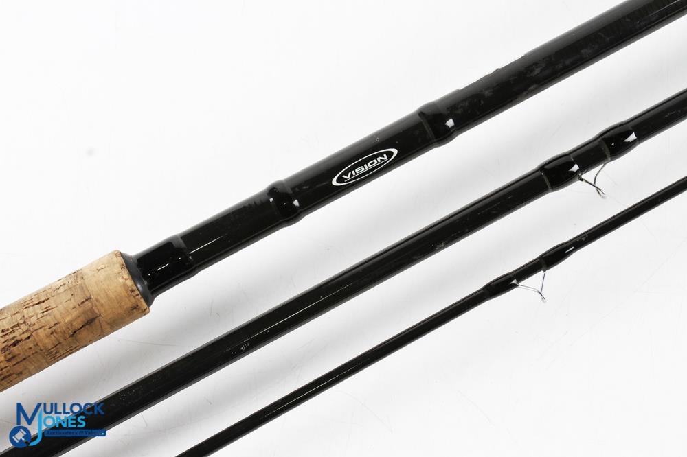 Vision 3 Zone 15' 3 piece graphite salmon fly rod, line rate #10/11, lined butt and stripper - Image 3 of 3