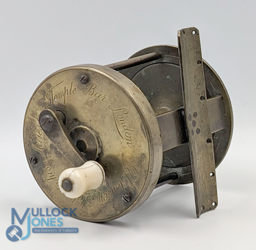 Extremely Scarce c1800-1820 Ustonson Multiplying Winch Reel with perforated foot, 2 ½" dia - Image 5 of 5